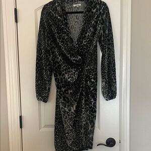 Amelia | (L) Black and Gray Animal Print Long Sleeve Velvet Dress